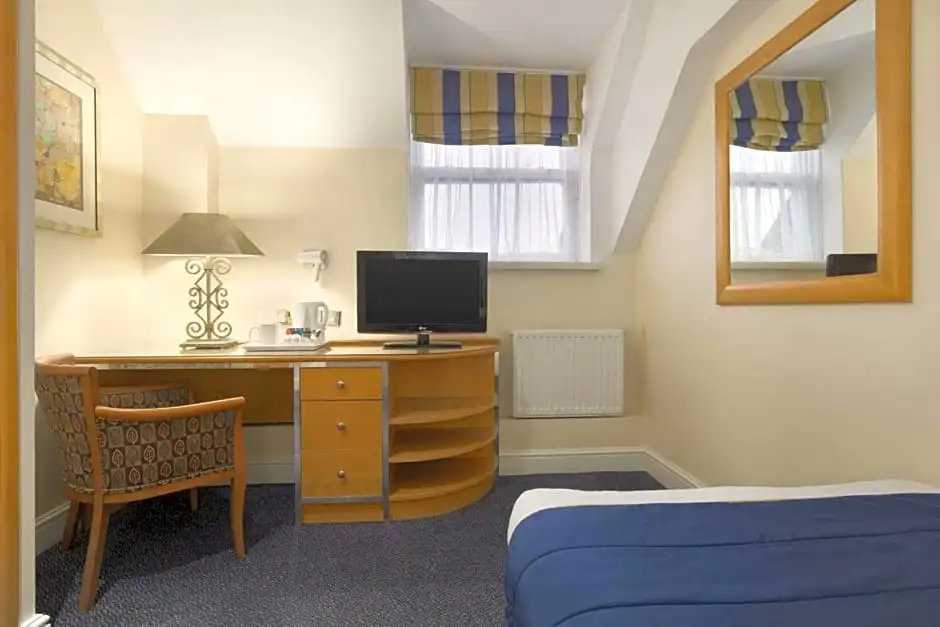 Ramada by Wyndham Crawley Gatwick - Chambres