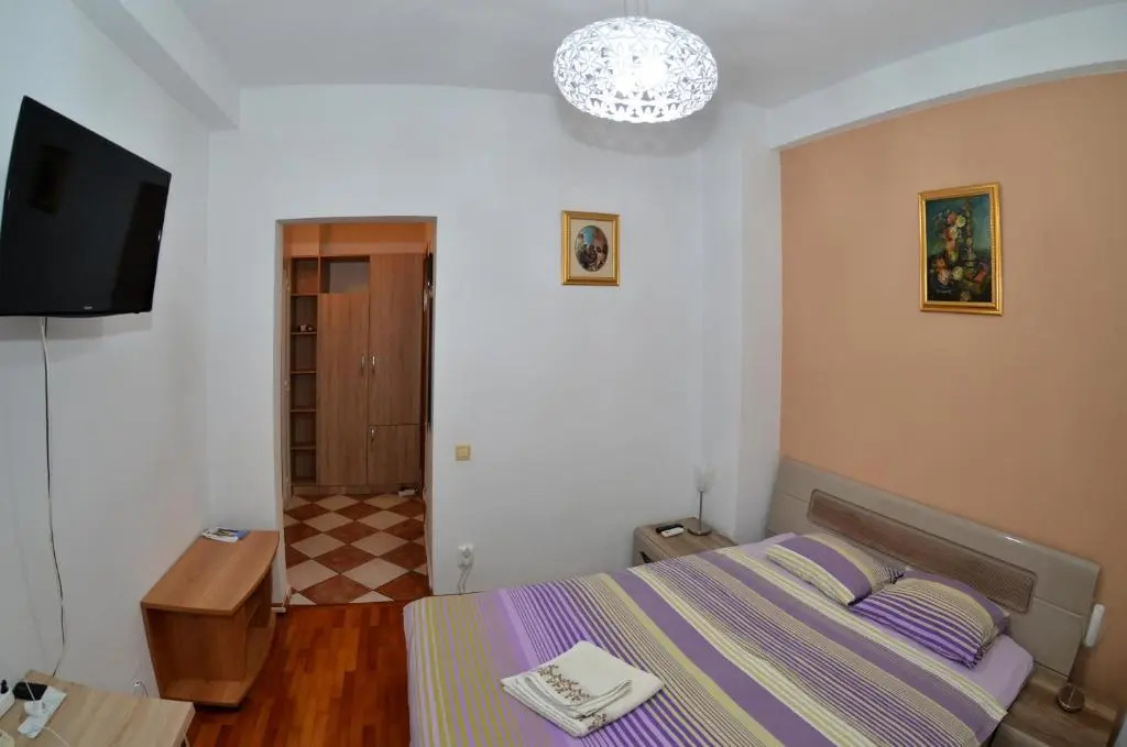 Economy room