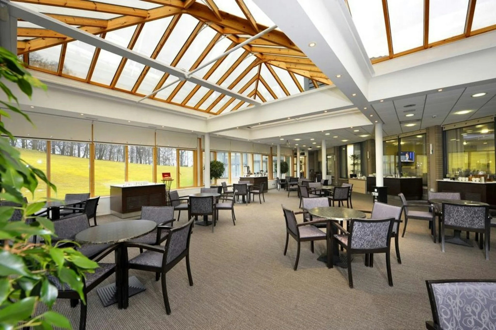 Stirling Court Hotel - Général