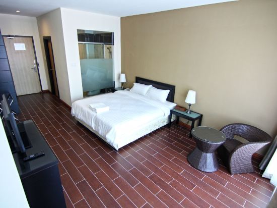 Putatan Platinum Hotel