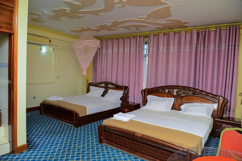 Standard Double room (twin beds)