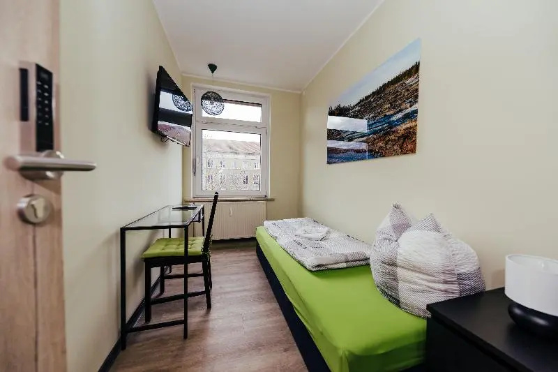 Comfort room