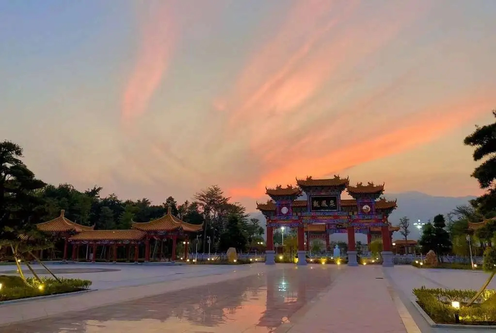 Howard Johnson by Wyndham Hot Springs Hotel Chaozhou