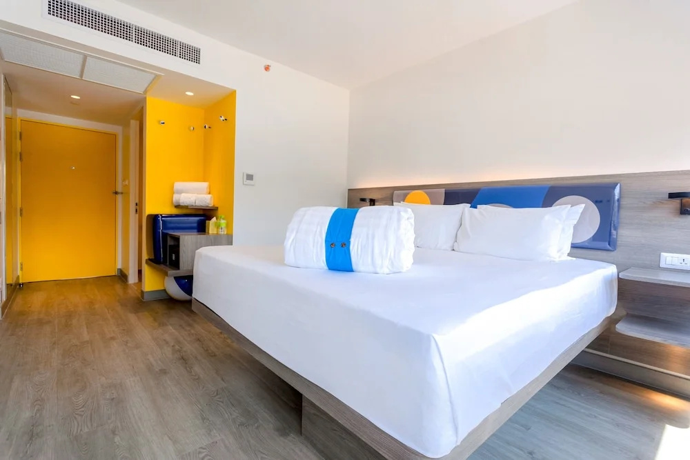 Cosi Double room (full double bed)