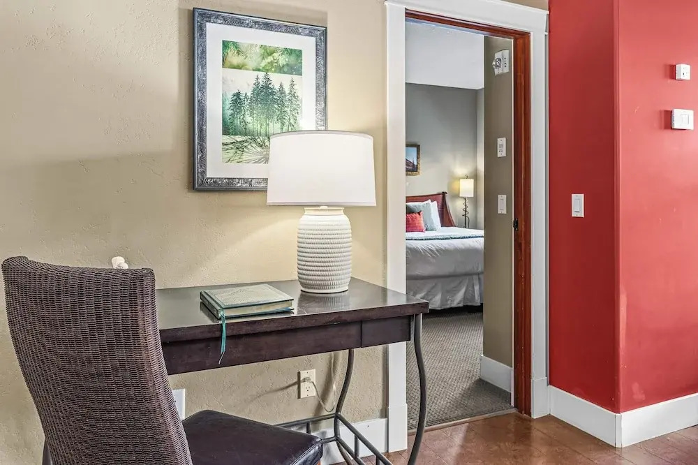 2 Bedroom Condo .Pool .Hot Tub .Gym .Spa - фото 6