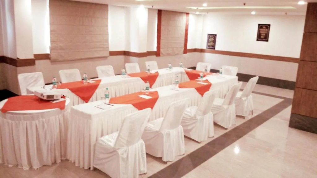 Max Hotels Prayagraj - Général