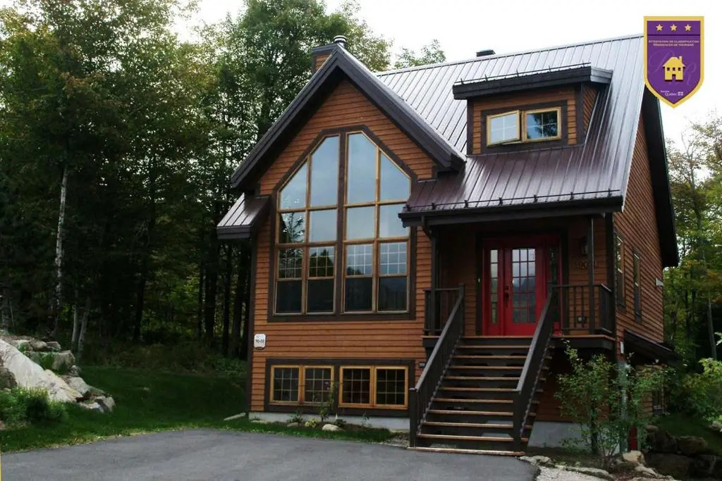 Chalet 9001 Chemin des Alpages by Les Chalets Alpins