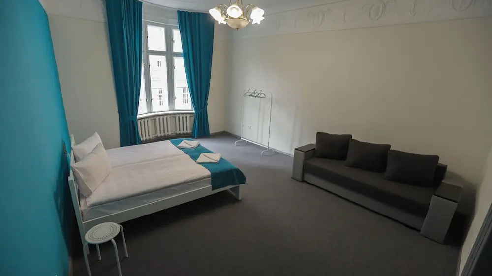 Economy room