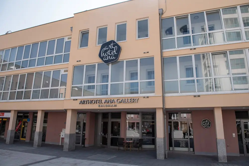 Mi1a Businesshotel