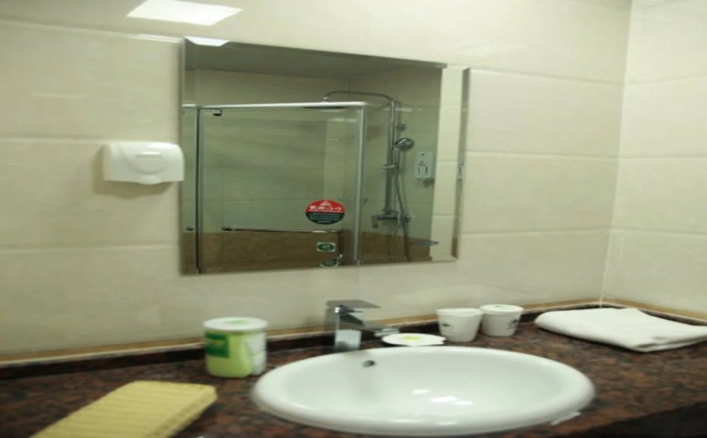 GreenTree Inn Puyang Jingkai Avenue Wuyi Road Business Hotel - фото 7