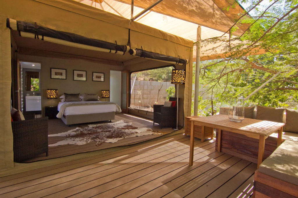 Tent (full double bed)