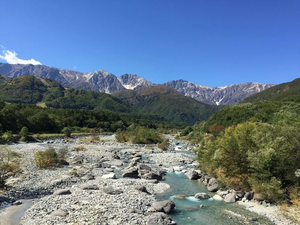 Share & Guest House Hakuba Share