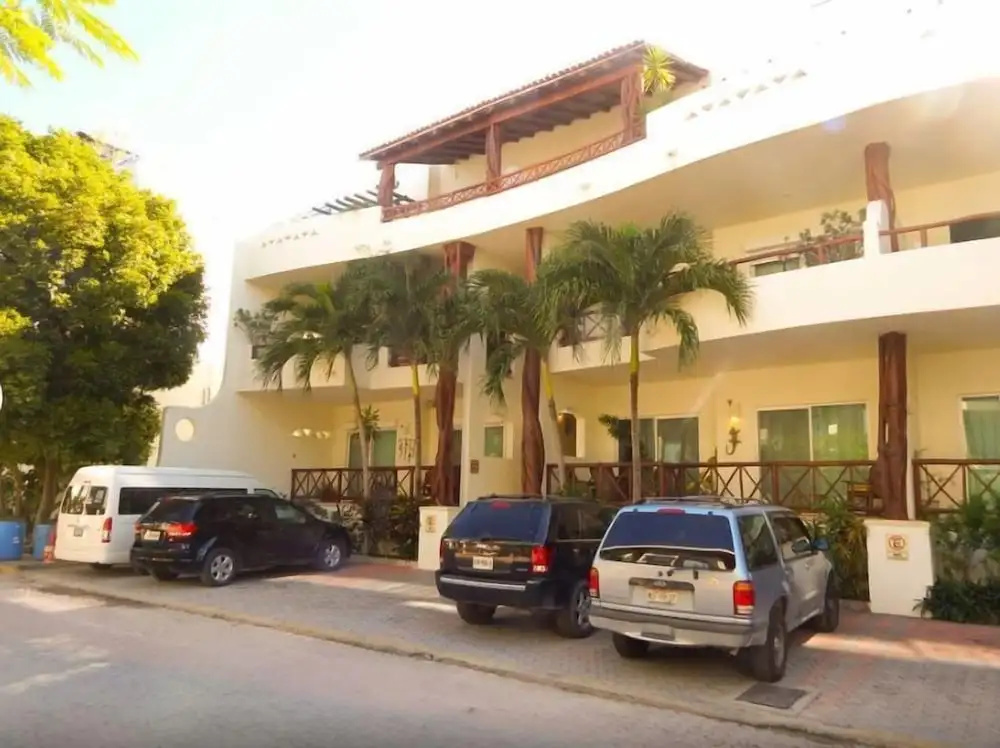 Las Olas family Townhome Apartments