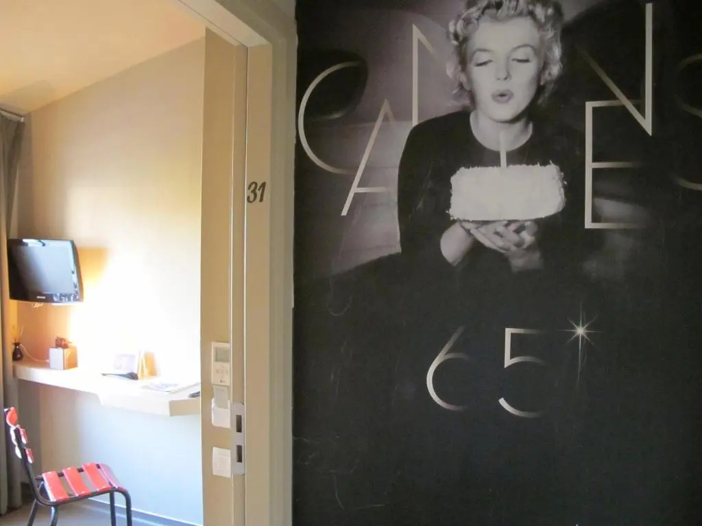 7 Art Hotel Cannes - Chambres