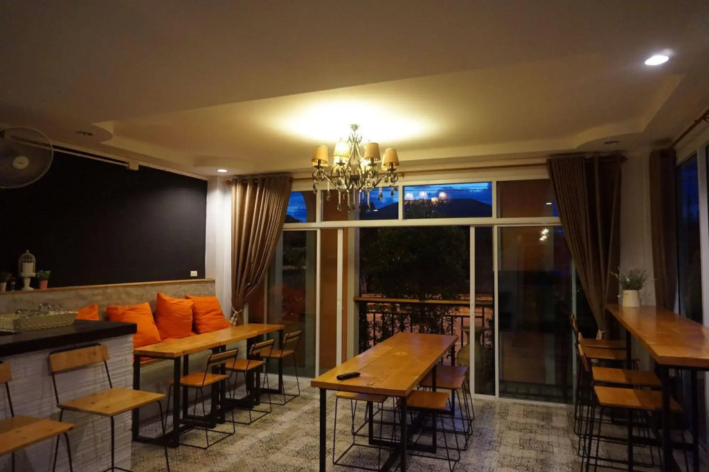 Hotel photo 11
