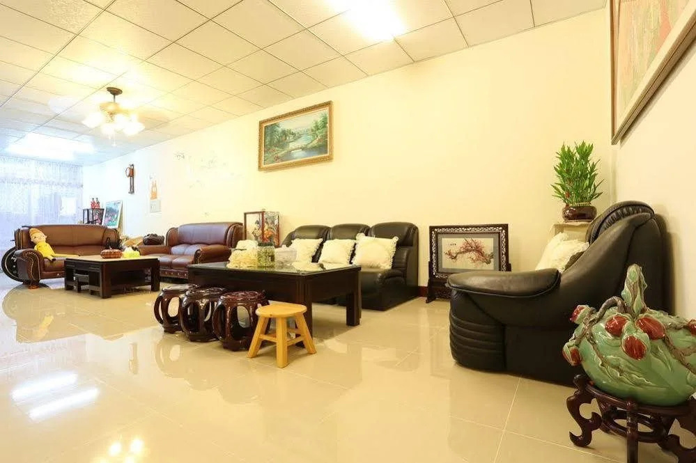 Romantic Tongshen B&B