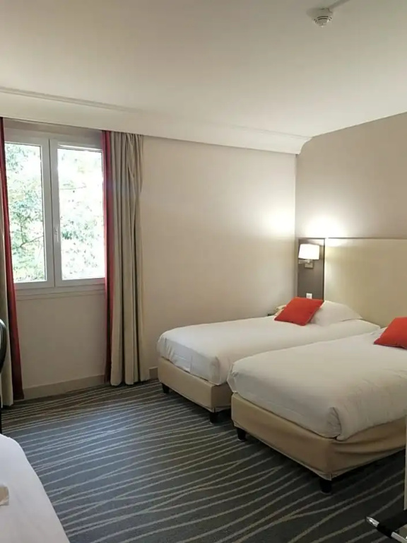 Logis Hôtels- Hôtel et Restaurant Domaine de Fompeyre - Chambres