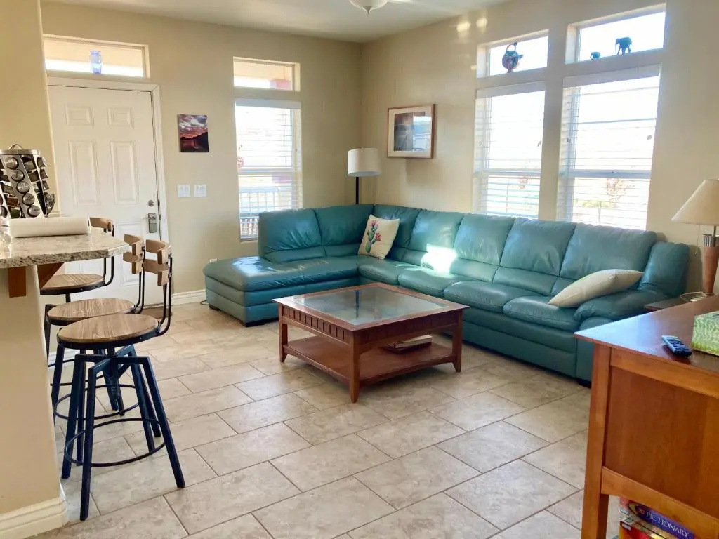 3 Bedrooms Cottage