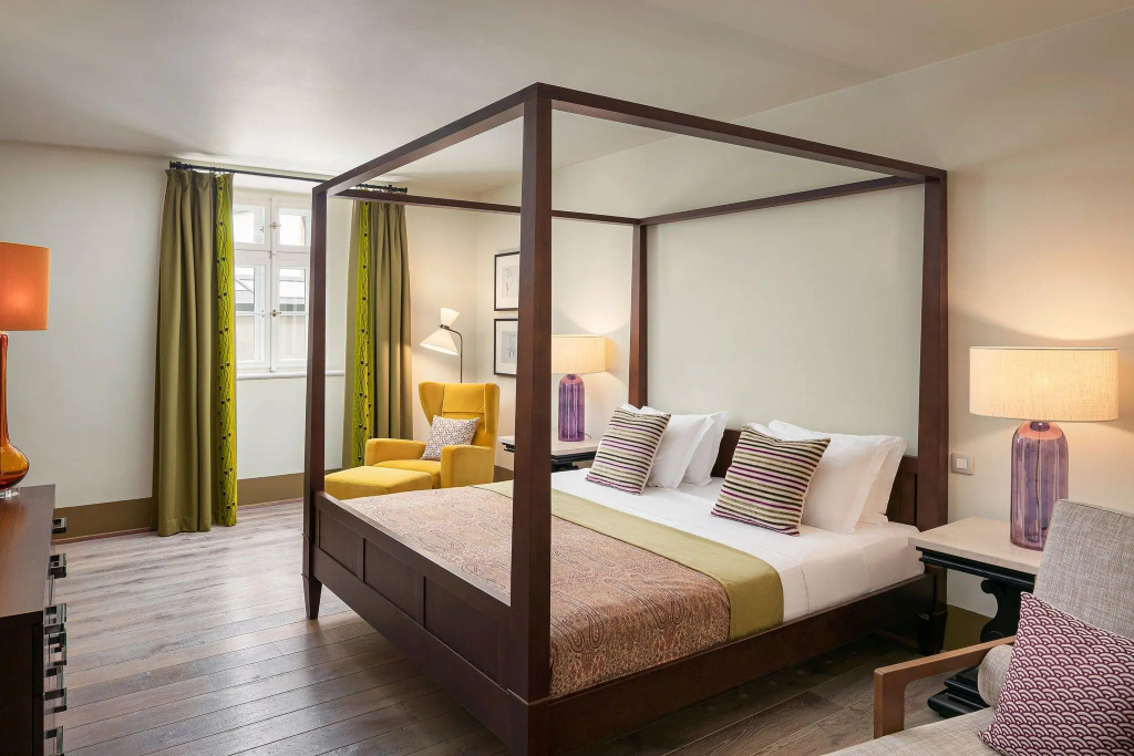 1 Bedroom Double Suite (full double bed)