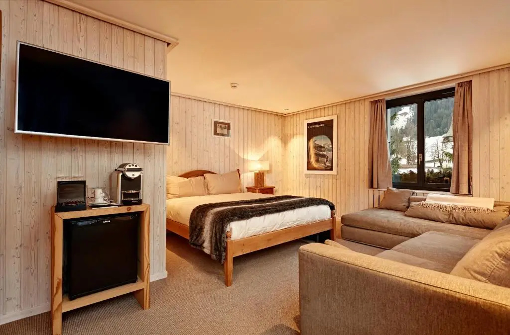 Deluxe Suite