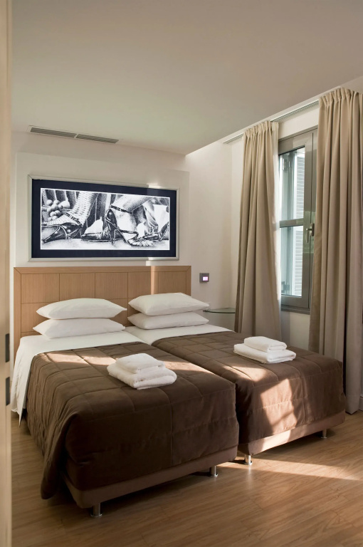 Double room (twin beds)