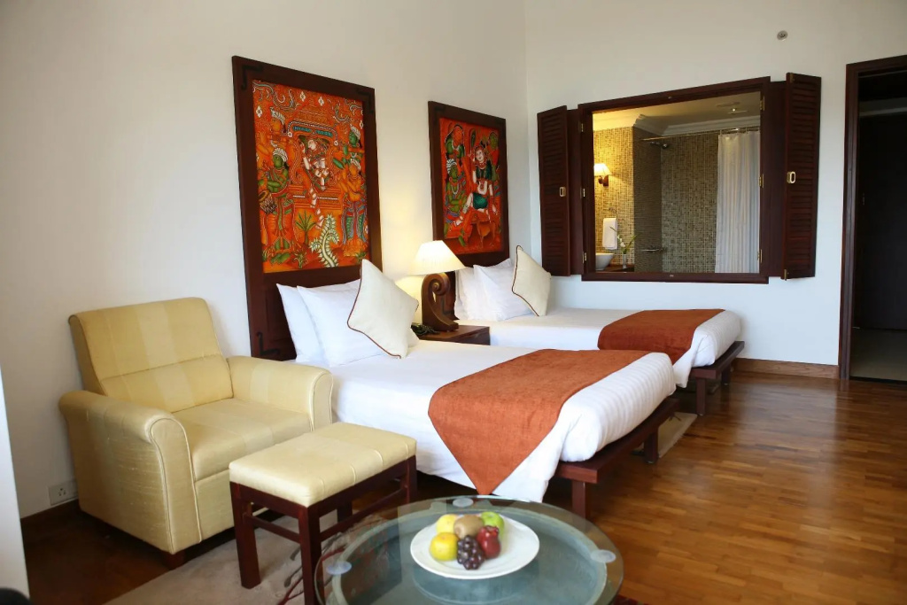 Superior room with lake view
