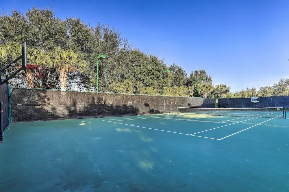 Resort Condo w/ Patio + Pool Access in Davenport!