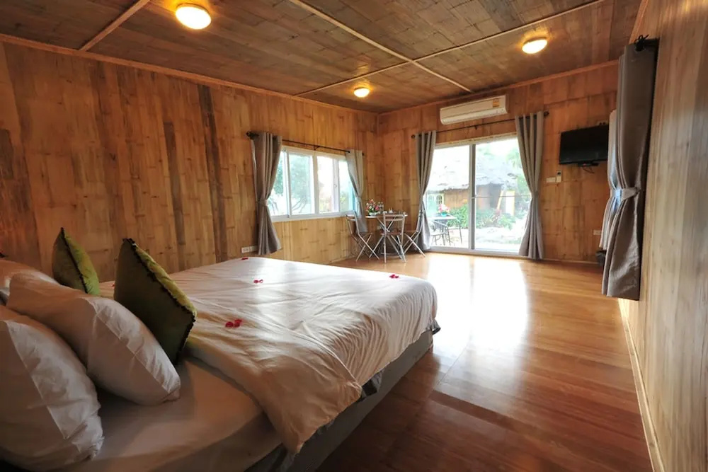 Standard room with garden view