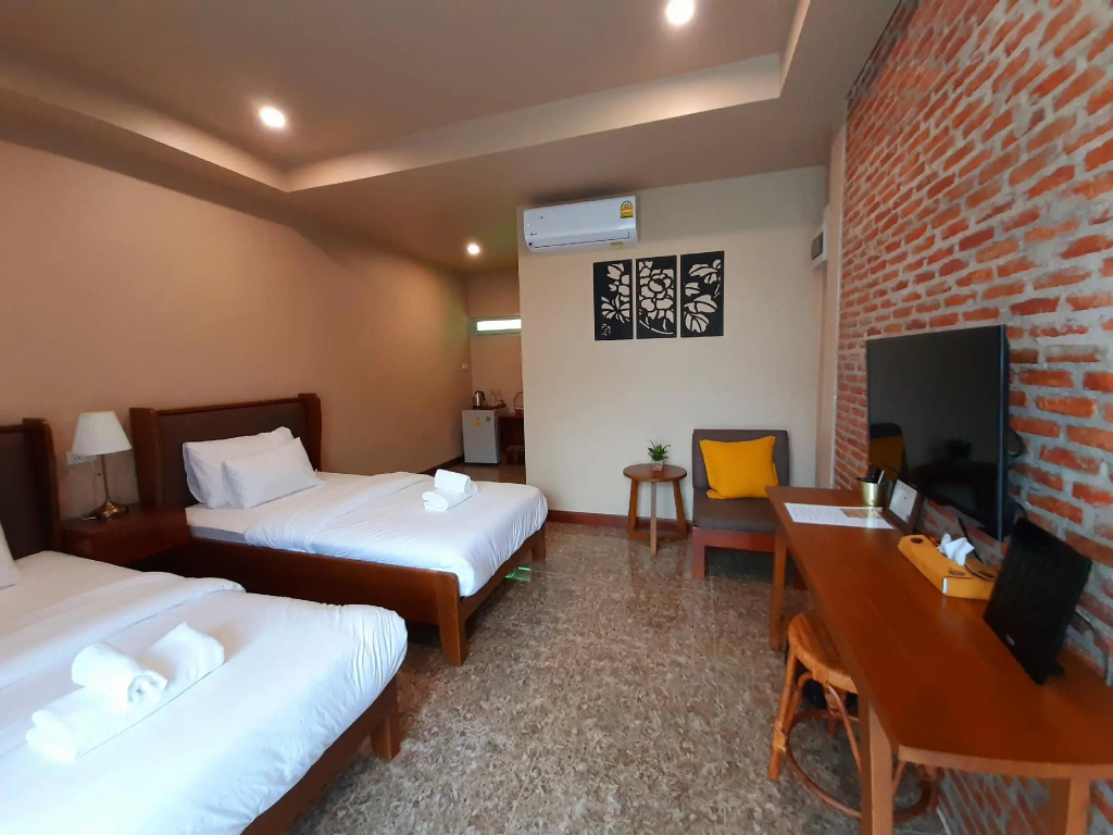 Standard Double room (twin beds)