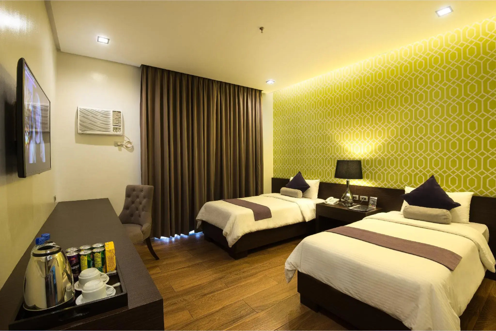 Superior Double room (full double bed)