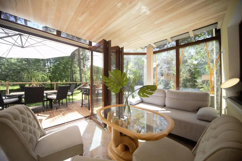 2 Bedrooms Cottage