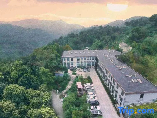 Rezen Retreat Hangzhou Xihu in Hangzhou