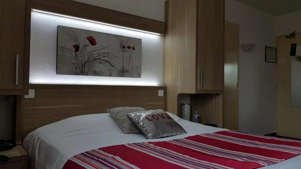 Kyriad Carentan - Chambres