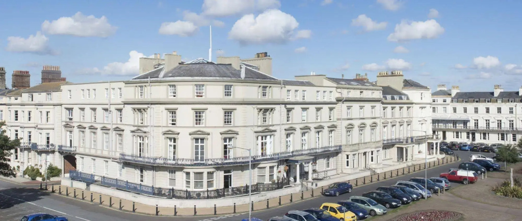 The Carlton Hotel - Général