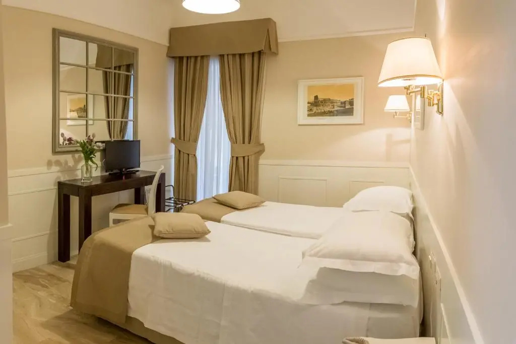 Double room (twin beds)