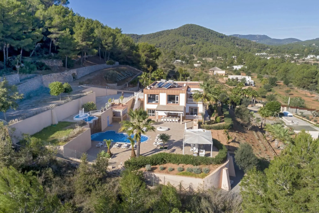 Luxury Villa near Ibiza Town, sleeps 22 - Villa Sol