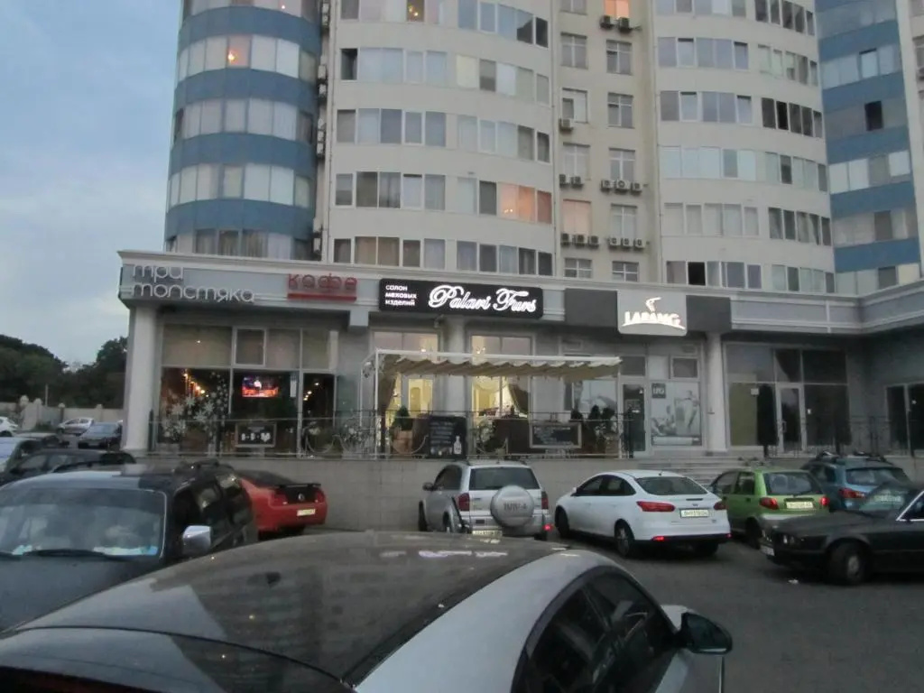 Apartments On Henuezskaya 5
