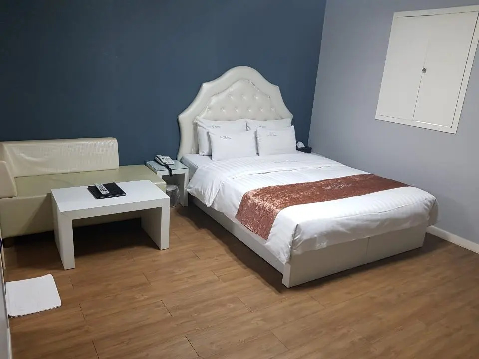 Winners Hotel