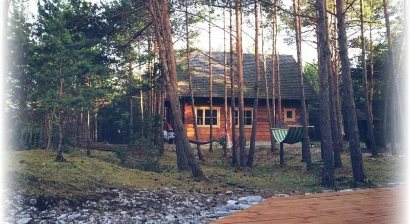 Ninase Puhkeküla