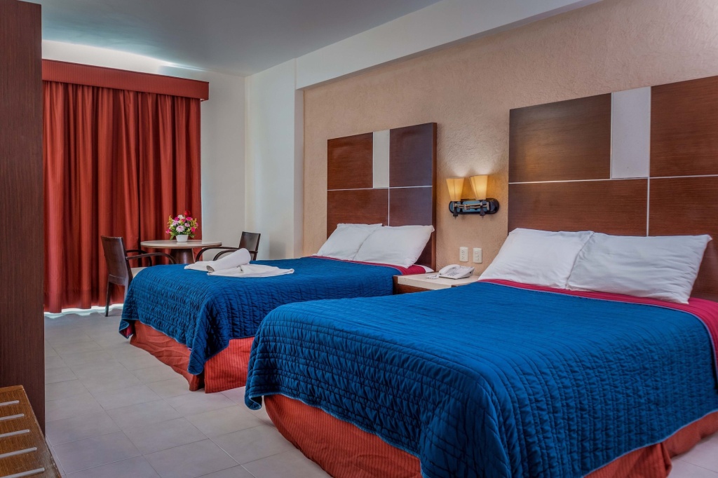 Hotel Baluartes — 5