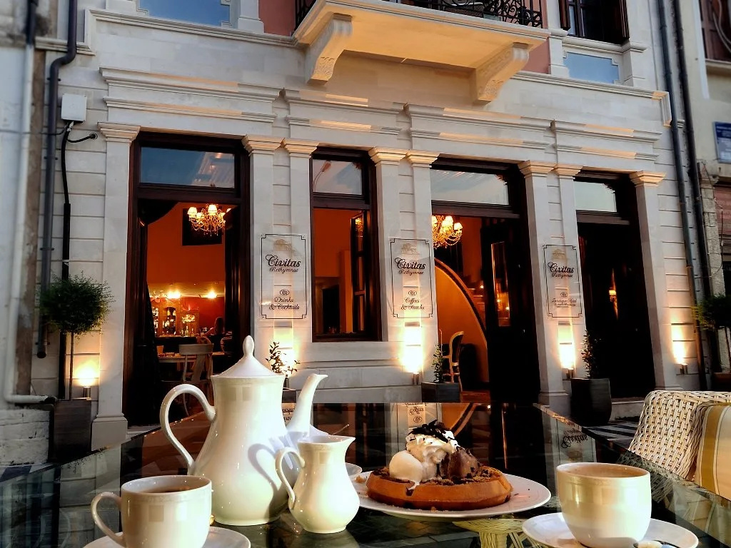 Civitas Suites Hotel