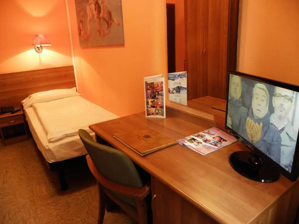 Hotel Corona - Chambres