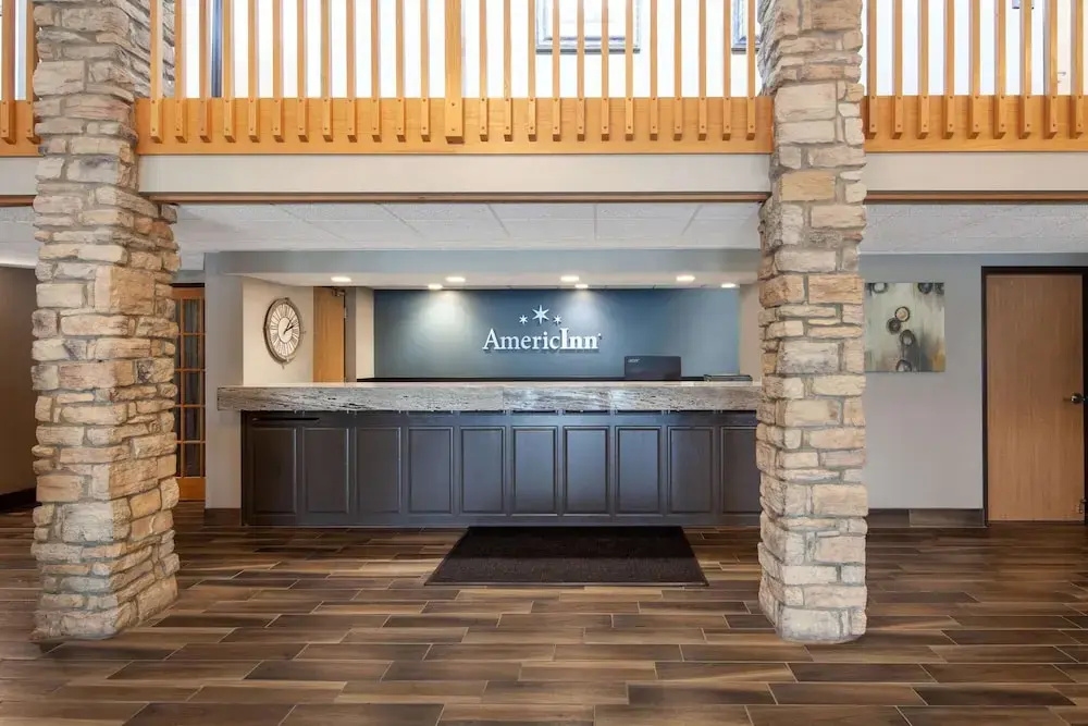 AmericInn Lodge & Suites Northfield