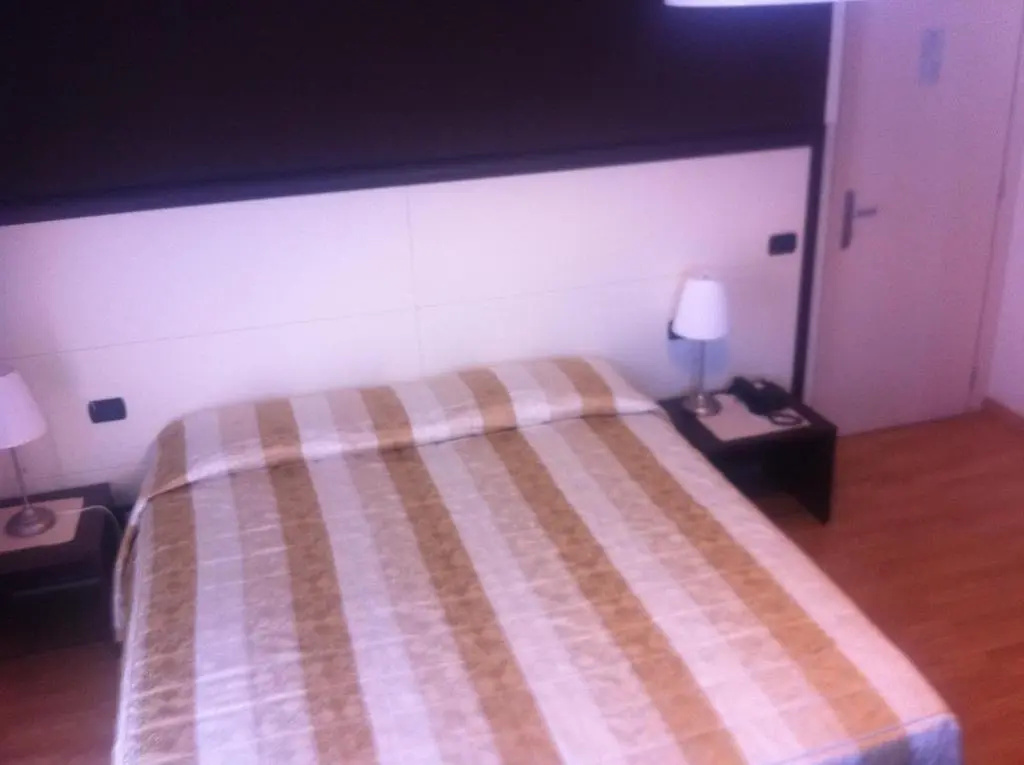 Hotel Lido di Angera - Chambres