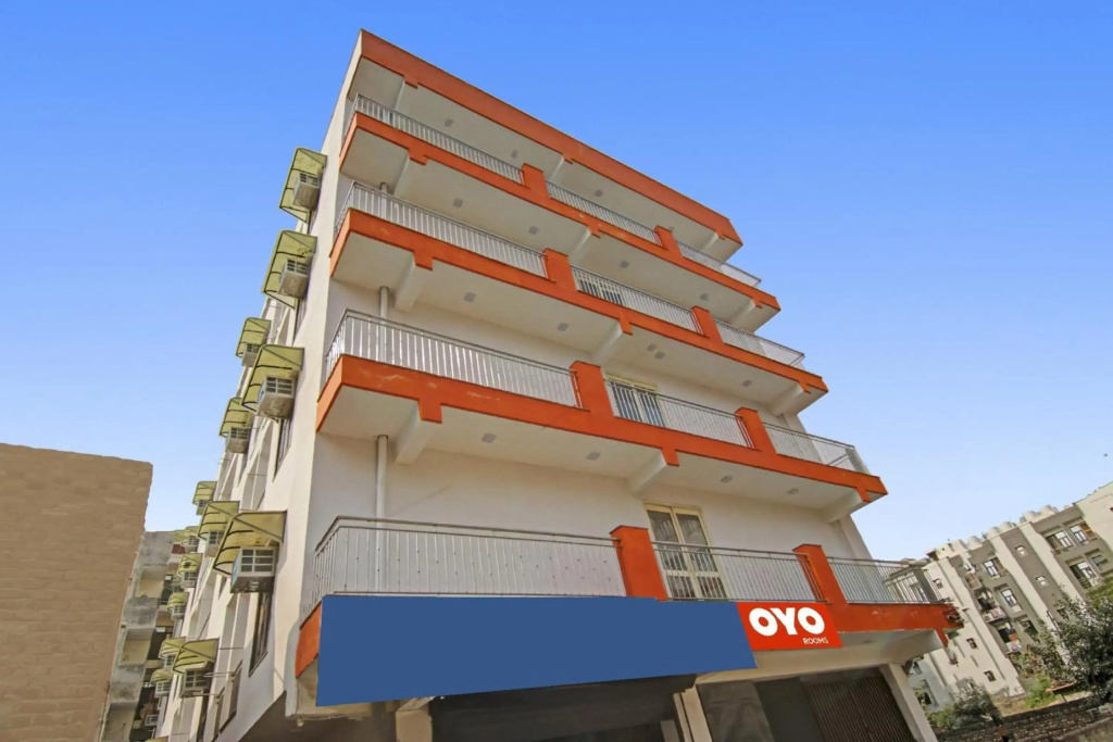 OYO Flagship 70282 Abode Inn