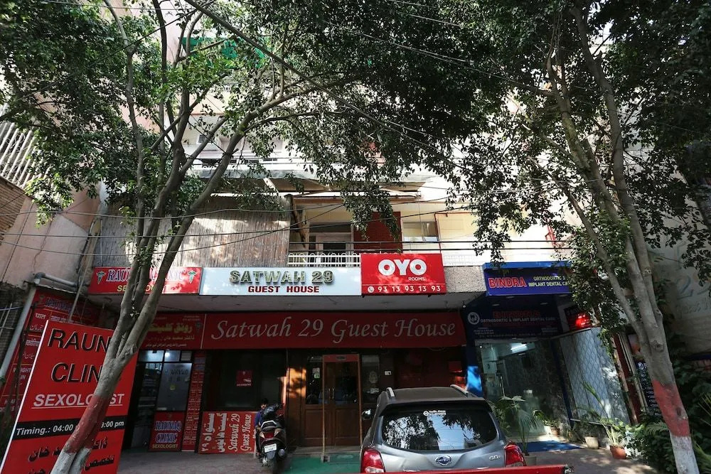 OYO 14164 Satwah 29