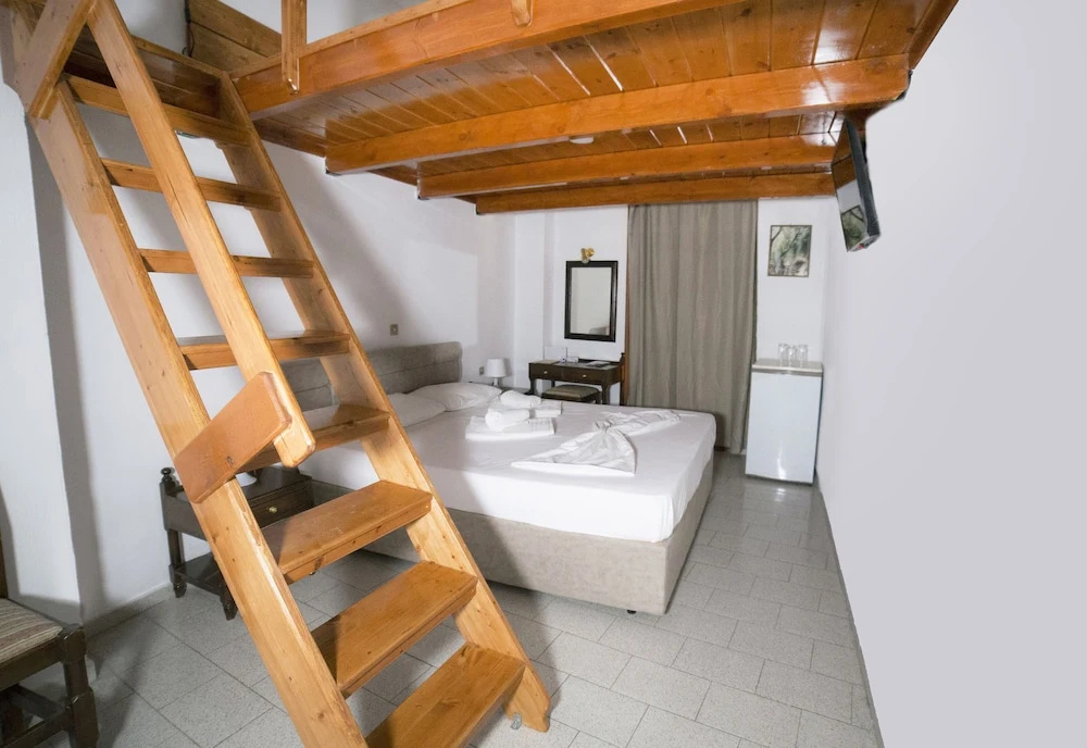 Standard Quadruple room with balcony