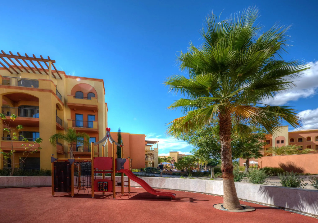 The Residences at Victoria	