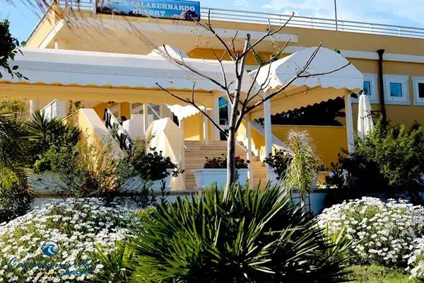 Calabernardo Resort