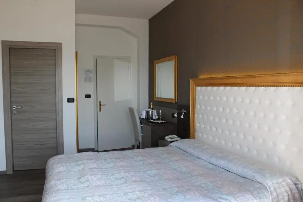 Albergo Ristorante Miramonti Toano - Chambres